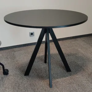 Stolik konferencyjny PEDRALI śr. 90 cm czarny noga A