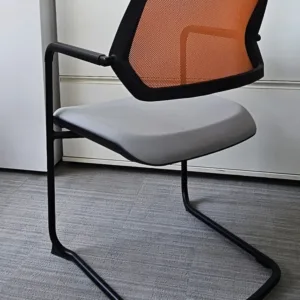 Krzesło konferencyjne STEELCASE Qivi pomarańczowe płoza
