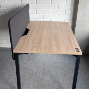 Biurko Maro 140x80 orzech noga czarna kwadratowa