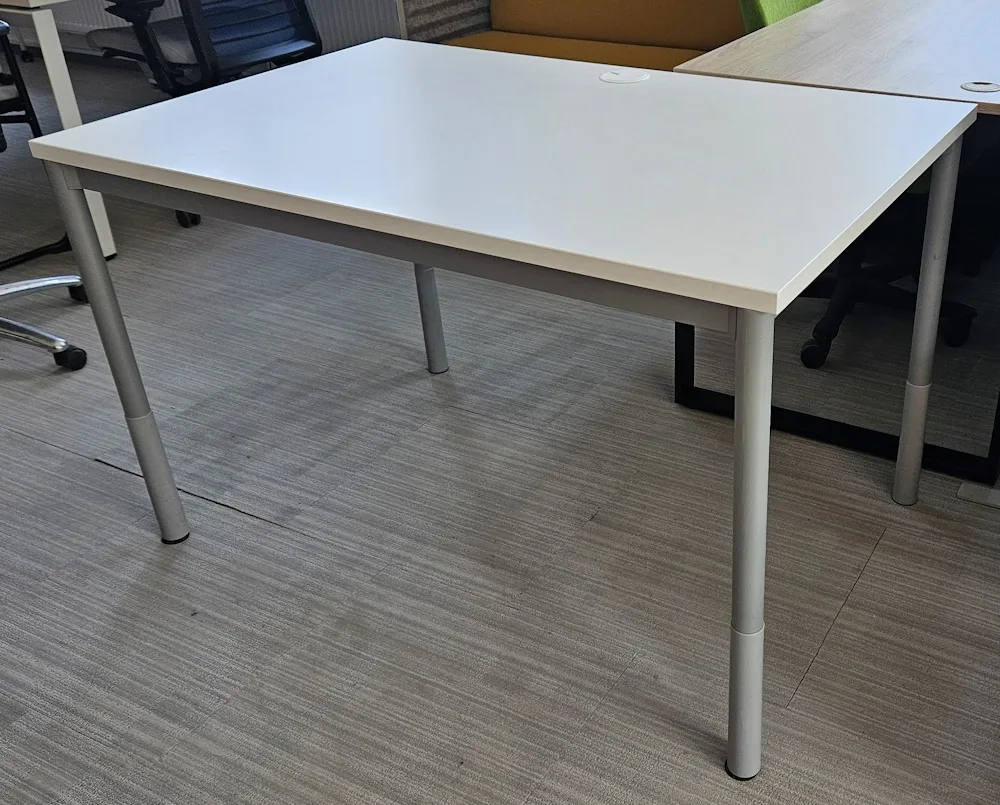 Biurko Martela PINTA 120x80 białe konstrukcja szary