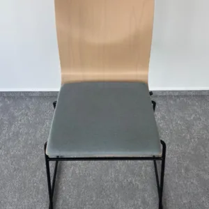 Krzesło konferencyjne sklejka szare siedzisko płoza