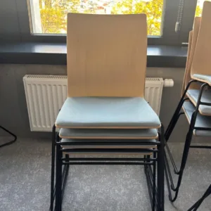 Krzesło konferencyjne sklejka szare siedzisko płoza