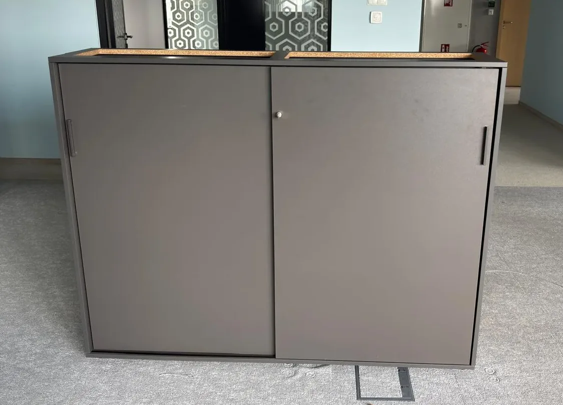 Szafa MARO 3,5OH drzwi przesuwne szer. 160 cm szara grafitowa